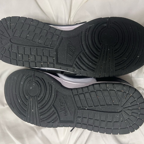 Nike Dunk Low βpandaβ - Picture 2 of 8